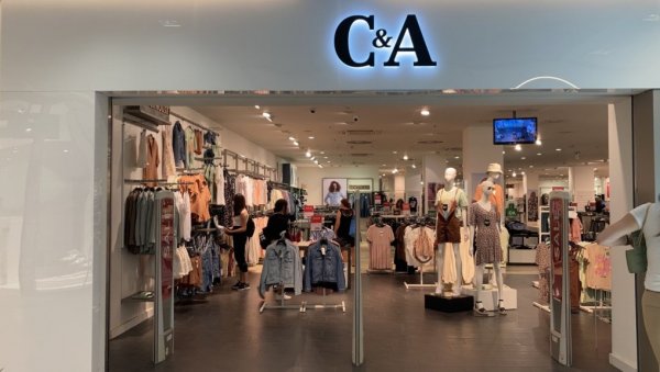 НА ДОБОШУ И НЕКАДАШЊЕ КРПИЦЕ C&A: Стечајни управник објавио продају преостале гардеробе и опреме НА ДОБОШУ И НЕКАДАШЊЕ КРПИЦЕ C&A: Стечајни управник објавио продају преостале гардеробе и опреме
