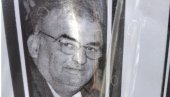 ОВО ЈЕ УБИЈЕНИ ДРАГАН ИЗ ЗМАЈЕВА: Унук га усмртио секиром (ФОТО/ВИДЕО) ОВО ЈЕ УБИЈЕНИ ДРАГАН ИЗ ЗМАЈЕВА: Унук га усмртио секиром (ФОТО/ВИДЕО)
