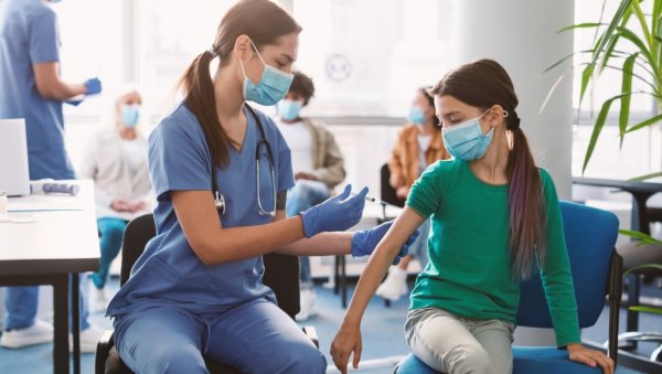 РФЗО ОБЈАВИО: Око 7.500 деце вакцинисано ХПВ вакцином о трошку државе РФЗО ОБЈАВИО: Око 7.500 деце вакцинисано ХПВ вакцином о трошку државе
