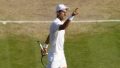 ĐOKOVIĆ NA STUBU SRAMA AMERIKANCA: Novak se oglasio, a novinar ga neopravdano napao (FOTO/VIDEO) ĐOKOVIĆ NA STUBU SRAMA AMERIKANCA: Novak se oglasio, a novinar ga neopravdano napao (FOTO/VIDEO)