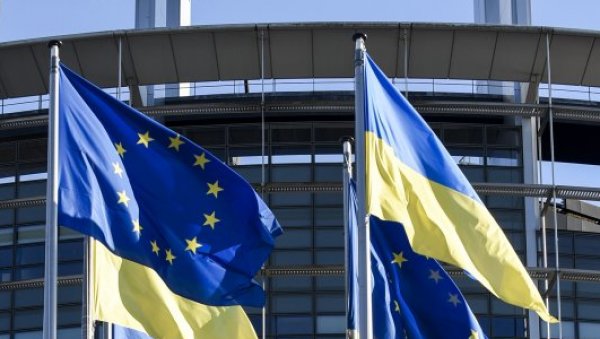 ИЗ ДВА РАЗЛОГА Мађари објаснили зашто Украјина не може у НАТО ИЗ ДВА РАЗЛОГА Мађари објаснили зашто Украјина не може у НАТО