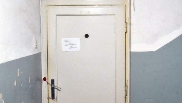 СТАРИ СВЕ ЧЕШЋЕ ЗАБОРАВЉЕНИ И НАПУШТЕНИ: Смрт пара на Палилули и њихово откриће после три године покренуло многобројна питања СТАРИ СВЕ ЧЕШЋЕ ЗАБОРАВЉЕНИ И НАПУШТЕНИ: Смрт пара на Палилули и њихово откриће после три године покренуло многобројна питања
