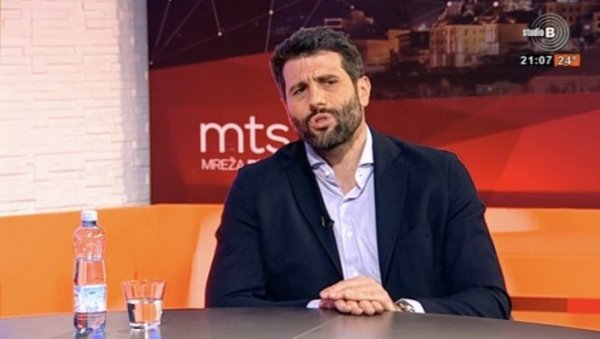 ШАПИЋ О ГРАДСКОМ ПРЕВОЗУ: Штета је што они који плаћају карте испаштају због оних који то не раде ШАПИЋ О ГРАДСКОМ ПРЕВОЗУ: Штета је што они који плаћају карте испаштају због оних који то не раде