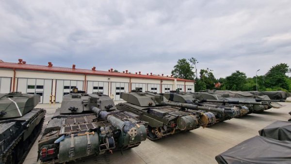ПОЉСКА УДВОСТРУЧУЈЕ БРОЈ ВОЈНИКА: Биће једна од најјачих у НАТО ПОЉСКА УДВОСТРУЧУЈЕ БРОЈ ВОЈНИКА: Биће једна од најјачих у НАТО