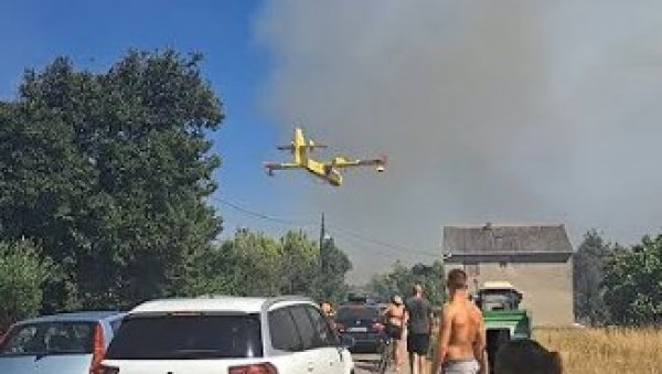 ЛОКАЛИЗОВАН ПОЖАР У ХРВАТСКОЈ: Ватру су гасила два канадера и две летелице за гашење пожара ЛОКАЛИЗОВАН ПОЖАР У ХРВАТСКОЈ: Ватру су гасила два канадера и две летелице за гашење пожара