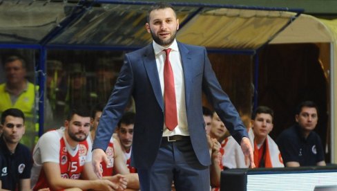 IZGUBLJENE LOPTE MUČILE ZVEZDU Trener crveno-belih: Ima stvari koje treba da popravimo IZGUBLJENE LOPTE MUČILE ZVEZDU Trener crveno-belih: Ima stvari koje treba da popravimo