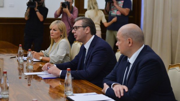 ПРЕДСЕДНИК СЕ ОГЛАСИО НА ИНСТАГРАМУ: Резултати консултација о саставу владе биће саопштени након окончања разговора са свима ПРЕДСЕДНИК СЕ ОГЛАСИО НА ИНСТАГРАМУ: Резултати консултација о саставу владе биће саопштени након окончања разговора са свима