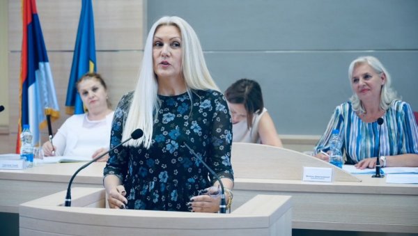 ПОПОВИЋЕВА ЗАМЕНИЦА ПРЕДСЕДНИЦЕ: Одржана седница Градске скупштине у Пироту ПОПОВИЋЕВА ЗАМЕНИЦА ПРЕДСЕДНИЦЕ: Одржана седница Градске скупштине у Пироту