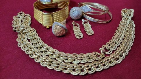 УВОДИ СЕ ЈЕДНОКРАТНИ ПОРЕЗ НА ЗЛАТО У КУЋИ: Ово су сви детаљи