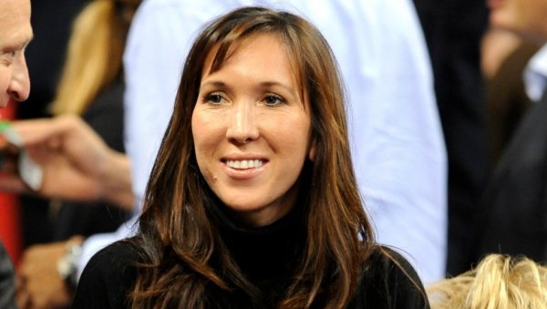 ЈЕЛЕНА ЈАНКОВИЋ ГОВОРИЛА ЗА МЕДИЈЕ: Ево како проводи дане у пензији, поменула и Ђоковића ЈЕЛЕНА ЈАНКОВИЋ ГОВОРИЛА ЗА МЕДИЈЕ: Ево како проводи дане у пензији, поменула и Ђоковића