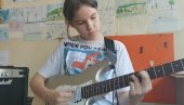MLADE ROKERKE STASAVAJU I PRAŠE: U Kruševcu uspešno održan muzički kamp za devojčice od 11 do 14 godina, interesovanje raste svake godine