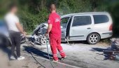 TEŽAK UDES NA PUTU KRUŠEVAC-TRSTENIK: Tri osobe povređene, policija na mestu nesreće (FOTO)