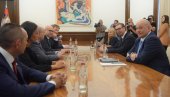 ЗАВРШЕНЕ КОНСУЛТАЦИЈЕ О НОВОЈ ВЛАДИ: Представници листа разговарали са председником ЗАВРШЕНЕ КОНСУЛТАЦИЈЕ О НОВОЈ ВЛАДИ: Представници листа разговарали са председником