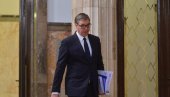 ВУЧИЋ У ТЕШКОЈ ПОЗИЦИЈИ: Председник данас у Бриселу, црвене линије су јасне ВУЧИЋ У ТЕШКОЈ ПОЗИЦИЈИ: Председник данас у Бриселу, црвене линије су јасне