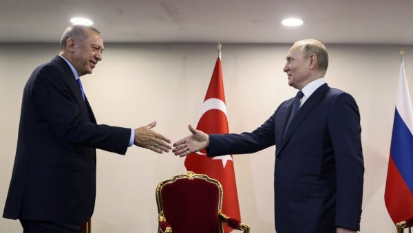 САМИТ У ТЕХЕРАНУ: Путин захвалио Ердогану на посредовању у преговорима о житу САМИТ У ТЕХЕРАНУ: Путин захвалио Ердогану на посредовању у преговорима о житу