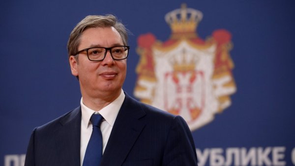 СРБИМА АЈКУЛЕ НЕ МОГУ НИШТА: Вучић о египатском гостопримству и Црвеном мору СРБИМА АЈКУЛЕ НЕ МОГУ НИШТА: Вучић о египатском гостопримству и Црвеном мору