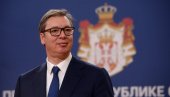 СРБИМА АЈКУЛЕ НЕ МОГУ НИШТА: Вучић о египатском гостопримству и Црвеном мору СРБИМА АЈКУЛЕ НЕ МОГУ НИШТА: Вучић о египатском гостопримству и Црвеном мору