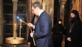 ZAŠTO JE ZAGREB ODBIO ZAHTEVE SRPSKOG PREDSEDNIKA? Vučićeva sveća osvetlila bi hrvatski mrak oko Jasenovca ZAŠTO JE ZAGREB ODBIO ZAHTEVE SRPSKOG PREDSEDNIKA? Vučićeva sveća osvetlila bi hrvatski mrak oko Jasenovca