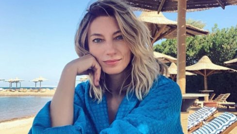 НЕ БИХ ВОЛЕЛА ДА БИЛО ЧИЈЕ ДЕТЕ ТО ДОЖИВИ: Овако је Ана Станић причала о спекулацијама да се разводи НЕ БИХ ВОЛЕЛА ДА БИЛО ЧИЈЕ ДЕТЕ ТО ДОЖИВИ: Овако је Ана Станић причала о спекулацијама да се разводи