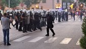 ОСУМЊИЧЕН ЗА РАЊАВАЊЕ ЖЕЉКА РАДУЛОВИЋА: Полицајац Копривица се предао у ЦБ Никшић ОСУМЊИЧЕН ЗА РАЊАВАЊЕ ЖЕЉКА РАДУЛОВИЋА: Полицајац Копривица се предао у ЦБ Никшић