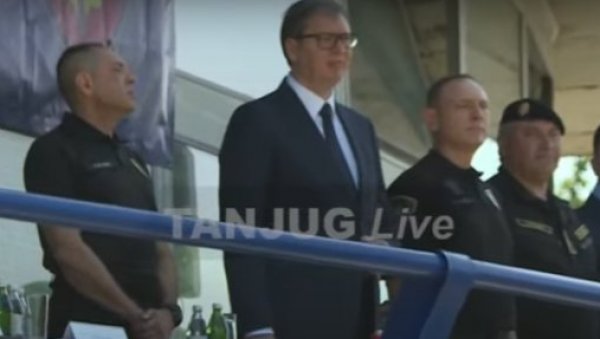 ВУЧИЋ: Вежба добра, момци су спремни, биће повећања плата ВУЧИЋ: Вежба добра, момци су спремни, биће повећања плата