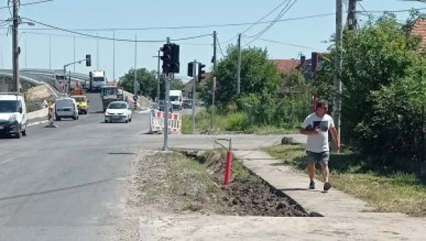 НОВУ АМБУЛАНТУ ЋЕ ГРАДИТИ ДОГОДИНЕ: Општина Земун иницирала зидање здравствене станице у насељу Батајница