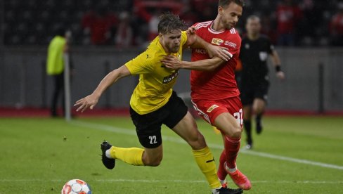 ПРЕДЛОЗИ ЗА ГОЛОВЕ: Тип издваја - ви бирате