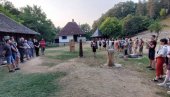 MLADI DELA STVORILI: Likovna kolonija u Tršiću (FOTO)