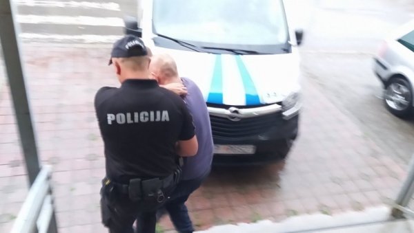 ЗАДРЖАВАЊЕ ЗА ШЋЕКИЋА: Након покушаја убиства у Беранама ЗАДРЖАВАЊЕ ЗА ШЋЕКИЋА: Након покушаја убиства у Беранама