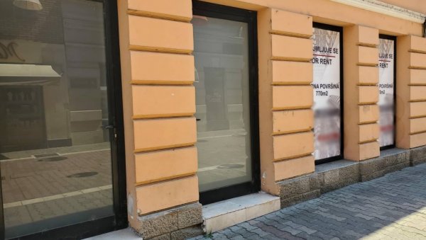 КИРИЈЕ ЗАТВАРАЈУ РАДЊЕ: Све више пословног простора и локала зјапи празно у Бањалуци КИРИЈЕ ЗАТВАРАЈУ РАДЊЕ: Све више пословног простора и локала зјапи празно у Бањалуци