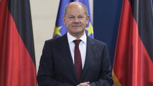 VIŠE OD 70 ODSTO MIGRANATA NIJE PRETHODNO REGISTROVANO: Šolc - Potrebno je smanjiti broj izbeglica u Nemačkoj VIŠE OD 70 ODSTO MIGRANATA NIJE PRETHODNO REGISTROVANO: Šolc - Potrebno je smanjiti broj izbeglica u Nemačkoj