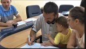 СЕОСКЕ КУЋЕ ЗА ЈОШ ТРИ МЛАДА ПАРА: У Параћину сутра потписивање уговора СЕОСКЕ КУЋЕ ЗА ЈОШ ТРИ МЛАДА ПАРА: У Параћину сутра потписивање уговора