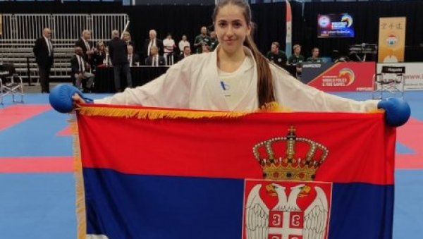 СРБИЈА ДОМИНИРА НА СВЕТСКОМ ПРВЕНСТВУ: Бранкица у Ротердаму узела девето злато за нашу земљу СРБИЈА ДОМИНИРА НА СВЕТСКОМ ПРВЕНСТВУ: Бранкица у Ротердаму узела девето злато за нашу земљу