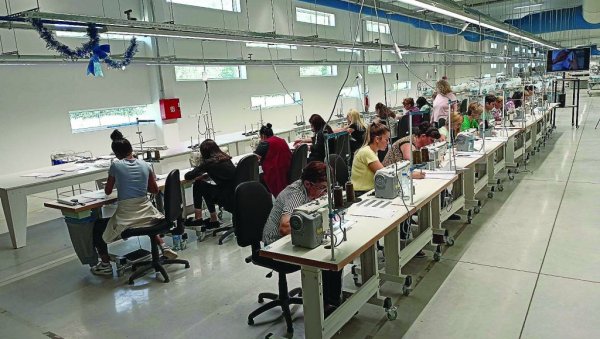 СИГУРАН ПОСАО ЗА 200 ТЕКСТИЛАЦА - ПКС и ГИЗ: пројекат обуке радника за текстилну индустрију
