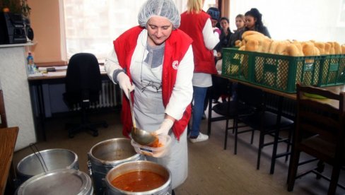 Narodna kuhinja u Subotici sutra počinje sa radom Narodna kuhinja u Subotici sutra počinje sa radom