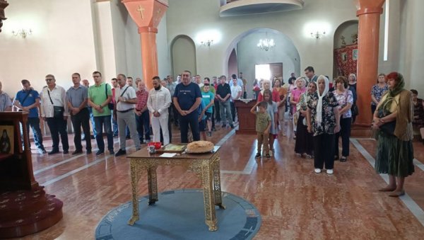 МАРШ ЗА СТРАДАЛЕ: Сећање на одбрану Војковића, Грлице и Крупца у Одбрамбено-отаџбинском рату МАРШ ЗА СТРАДАЛЕ: Сећање на одбрану Војковића, Грлице и Крупца у Одбрамбено-отаџбинском рату