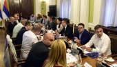 ЛУТОВЦА ГУРАЈУ ДО СПИКЕРА: Договори о конститутивној седници парламента ЛУТОВЦА ГУРАЈУ ДО СПИКЕРА: Договори о конститутивној седници парламента