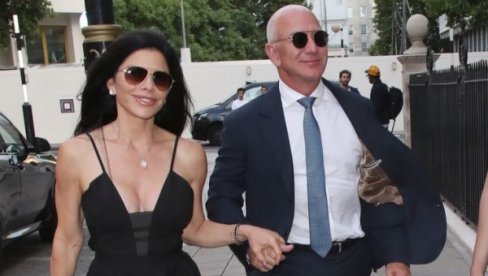 NISU IM DOZVOLILI BLOKADU CENTRA VENECIJE: Bezos i Sančez promenili lokaciju venčanja