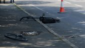 POGINUO BICIKLISTA KOD BAČKOG GRADIŠTA: Žena ga udarila automobilom, pa pobegla POGINUO BICIKLISTA KOD BAČKOG GRADIŠTA: Žena ga udarila automobilom, pa pobegla