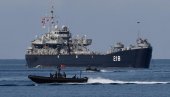 САВЕЗНИК ВАШИНГТОНА ПРИЛАЗИ ПЕКИНГУ: Прве заједничке војне вежбе УАЕ и Кине САВЕЗНИК ВАШИНГТОНА ПРИЛАЗИ ПЕКИНГУ: Прве заједничке војне вежбе УАЕ и Кине