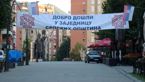 ДОБРО ДОШЛИ У ЗСО: У српским општинама на северу КиМ освануле ове поруке (ФОТО) ДОБРО ДОШЛИ У ЗСО: У српским општинама на северу КиМ освануле ове поруке (ФОТО)