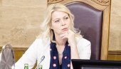 СКУПШТИНА ЦРНЕ ГОРЕ ОДЛУЧИЛА: Данијела Ђуровић остаје на месту председнице парламента СКУПШТИНА ЦРНЕ ГОРЕ ОДЛУЧИЛА: Данијела Ђуровић остаје на месту председнице парламента