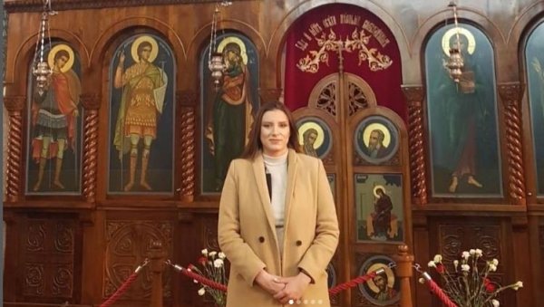 СВЕДОЧЕЊЕ НАШЕ НАЈМЛАЂЕ ПОСЛАНИЦЕ О СТРАХОТАМА ОЛУЈЕ: Само ово парче неба и земље, које се зове Србија, најсигурнији је дом за нас Србе СВЕДОЧЕЊЕ НАШЕ НАЈМЛАЂЕ ПОСЛАНИЦЕ О СТРАХОТАМА ОЛУЈЕ: Само ово парче неба и земље, које се зове Србија, најсигурнији је дом за нас Србе