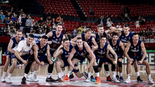ТО НИЈЕ КОШАРКАШКО ЧУДО, ТО СУ СРБИ! Орлићи губили са 17 разлике, па победили и прошли у полуфинале Европског првенства (ВИДЕО) ТО НИЈЕ КОШАРКАШКО ЧУДО, ТО СУ СРБИ! Орлићи губили са 17 разлике, па победили и прошли у полуфинале Европског првенства (ВИДЕО)