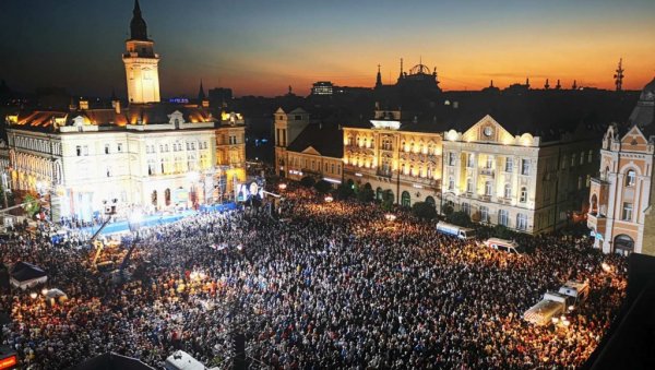 30.000 ЉУДИ У НОВОМ САДУ: Сећање на страдале и протеране у злочиначкој акцији Олуја (ФОТО)