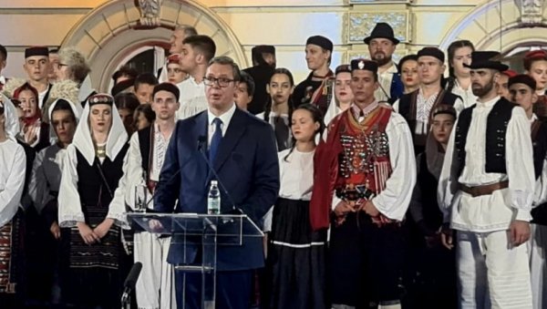НОВИ НАПАДИ НА ВУЧИЋА ИЗ ХРВАТСКЕ: Смета им истина о злочинима над Србима коју је председник показао свету НОВИ НАПАДИ НА ВУЧИЋА ИЗ ХРВАТСКЕ: Смета им истина о злочинима над Србима коју је председник показао свету