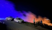UDAR GROMA UPALIO VATRU: Novi požar kod Trebinja u Popovom polju UDAR GROMA UPALIO VATRU: Novi požar kod Trebinja u Popovom polju