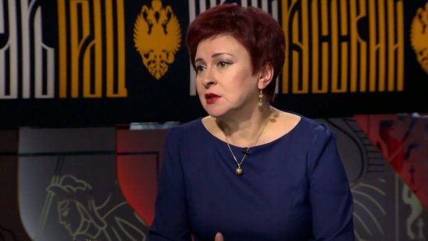 ПРИШТИНА ПУСТИЛА РУСКУ НОВИНАРКУ: Албанци јој претили да ће је предати Украјини