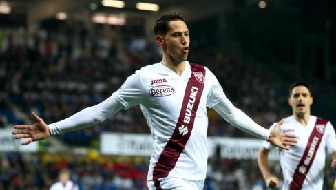 ORLOVI RANO LETE: Mitrović rešetao protiv Liverpula, Tadić i Kostić krenuli asistencijama ORLOVI RANO LETE: Mitrović rešetao protiv Liverpula, Tadić i Kostić krenuli asistencijama