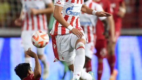SJAJNA SCENA! Kakav detalj u vezi Srbije i Kosova na stadionu u Jermeniji tokom meča Pjunik - Crvena zvezda (FOTO) SJAJNA SCENA! Kakav detalj u vezi Srbije i Kosova na stadionu u Jermeniji tokom meča Pjunik - Crvena zvezda (FOTO)